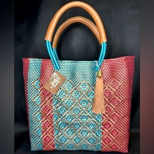 Tote/Purse Handcrafted Woven Premium Recycle Plastic